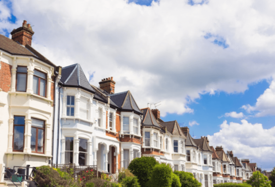 Row of Victorian terraced houses, typical UK HMO stock, illustrating HMO management, licensing and compliance for Nottingham landlords.
